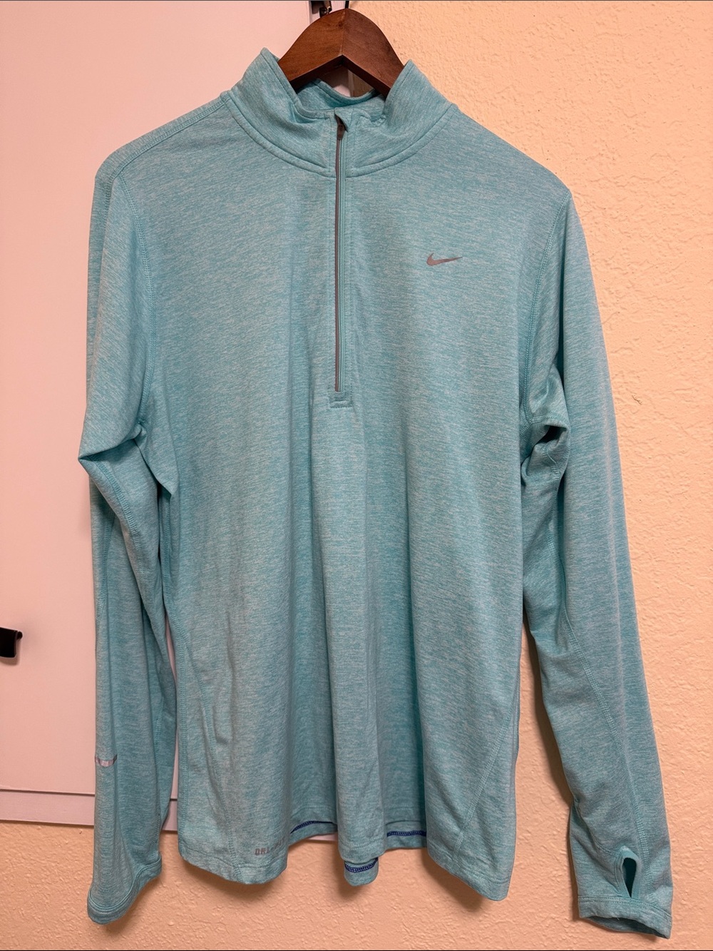 Nike Men’s Aqua Heather Quarter-Zip Performance Jacket